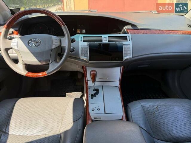 Черный Тойота Авалон, объемом двигателя 3.5 л и пробегом 256 тыс. км за 7500 $, фото 8 на Automoto.ua