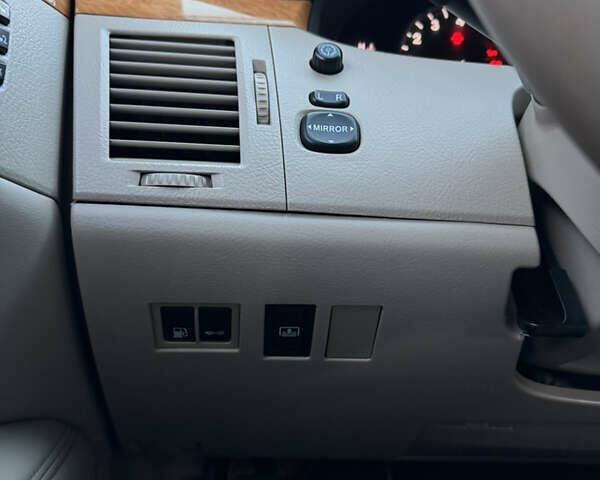 Чорний Тойота Авалон, об'ємом двигуна 3.5 л та пробігом 270 тис. км за 8000 $, фото 30 на Automoto.ua