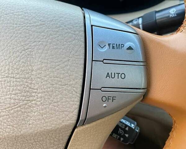 Черный Тойота Авалон, объемом двигателя 3.46 л и пробегом 242 тыс. км за 6799 $, фото 13 на Automoto.ua