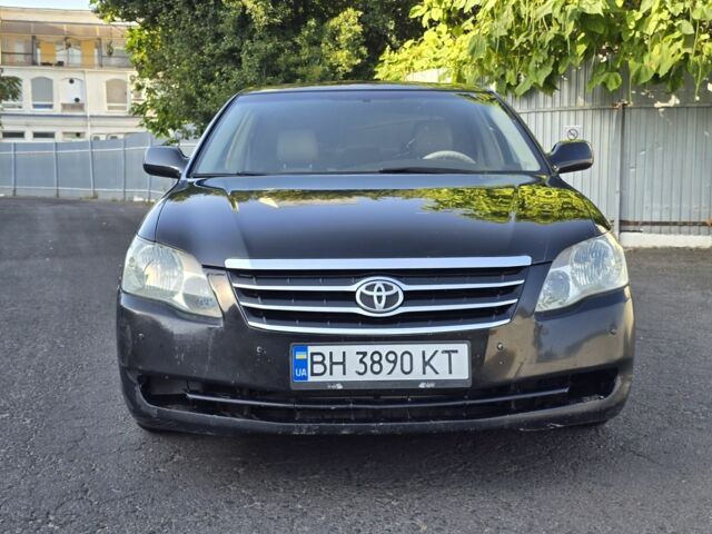 Черный Тойота Авалон, объемом двигателя 3.5 л и пробегом 300 тыс. км за 5500 $, фото 2 на Automoto.ua
