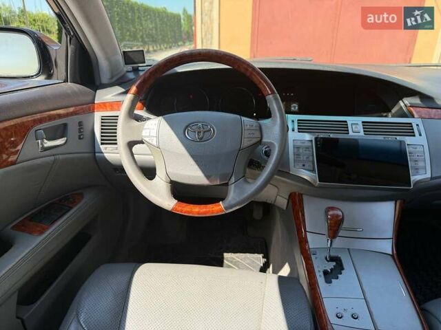 Черный Тойота Авалон, объемом двигателя 3.5 л и пробегом 256 тыс. км за 7500 $, фото 9 на Automoto.ua