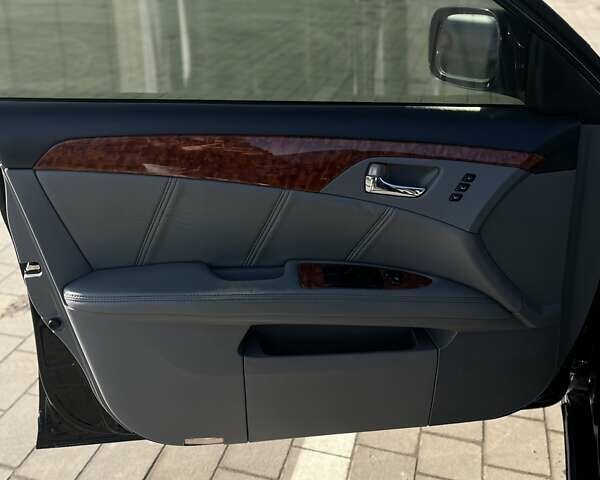 Черный Тойота Авалон, объемом двигателя 3.46 л и пробегом 344 тыс. км за 8200 $, фото 12 на Automoto.ua