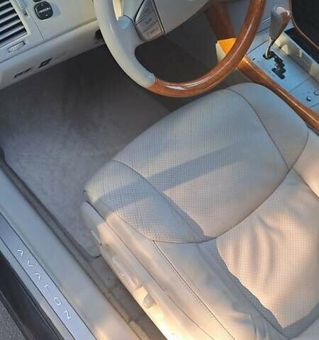 Черный Тойота Авалон, объемом двигателя 3.5 л и пробегом 310 тыс. км за 7599 $, фото 7 на Automoto.ua