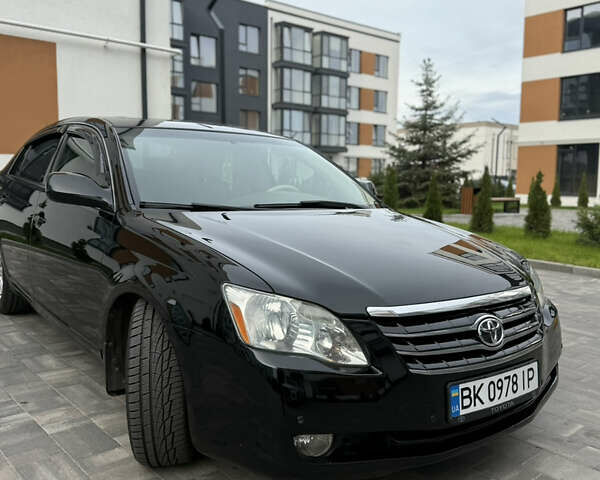 Чорний Тойота Авалон, об'ємом двигуна 3.46 л та пробігом 280 тис. км за 8300 $, фото 1 на Automoto.ua