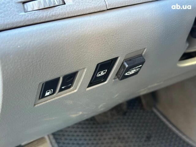 Черный Тойота Авалон, объемом двигателя 3.5 л и пробегом 180 тыс. км за 8440 $, фото 13 на Automoto.ua