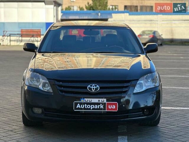 Черный Тойота Авалон, объемом двигателя 3.5 л и пробегом 180 тыс. км за 8440 $, фото 1 на Automoto.ua