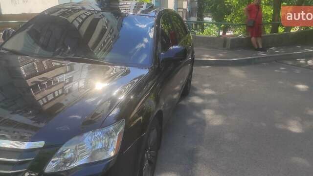 Черный Тойота Авалон, объемом двигателя 3.51 л и пробегом 185 тыс. км за 8100 $, фото 1 на Automoto.ua