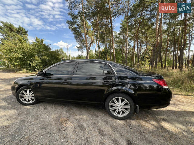 Черный Тойота Авалон, объемом двигателя 3.5 л и пробегом 325 тыс. км за 9990 $, фото 3 на Automoto.ua