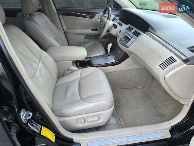 Черный Тойота Авалон, объемом двигателя 3.5 л и пробегом 210 тыс. км за 9500 $, фото 3 на Automoto.ua