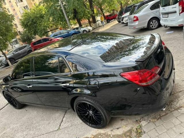 Чорний Тойота Авалон, об'ємом двигуна 3.5 л та пробігом 300 тис. км за 7800 $, фото 1 на Automoto.ua