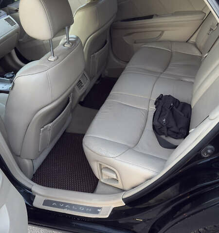 Черный Тойота Авалон, объемом двигателя 3.5 л и пробегом 280 тыс. км за 8700 $, фото 8 на Automoto.ua