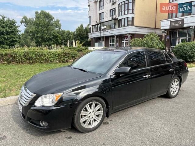 Черный Тойота Авалон, объемом двигателя 3.5 л и пробегом 226 тыс. км за 8172 $, фото 1 на Automoto.ua