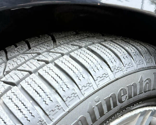 Черный Тойота Авалон, объемом двигателя 3.5 л и пробегом 338 тыс. км за 11777 $, фото 28 на Automoto.ua