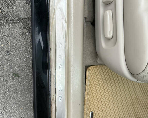 Черный Тойота Авалон, объемом двигателя 3.5 л и пробегом 338 тыс. км за 11777 $, фото 16 на Automoto.ua