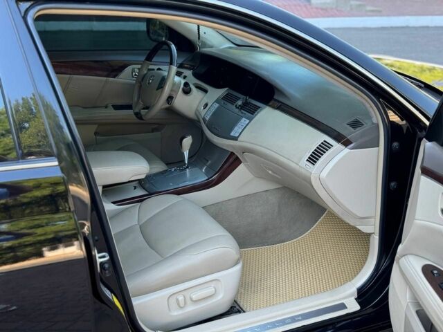 Чорний Тойота Авалон, об'ємом двигуна 3.5 л та пробігом 300 тис. км за 7800 $, фото 13 на Automoto.ua