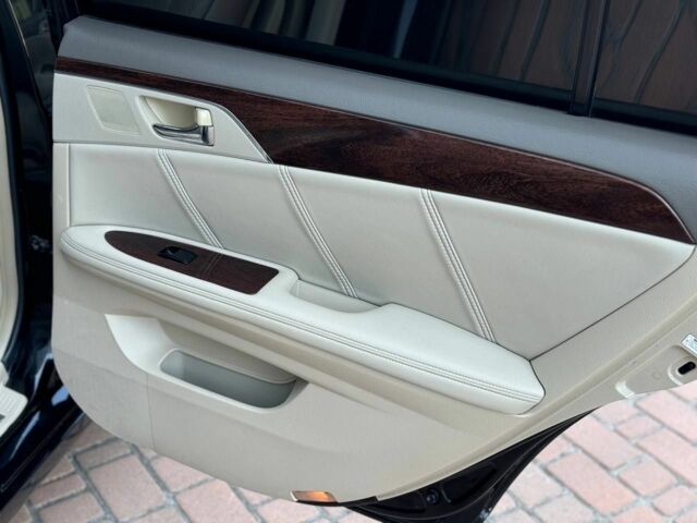 Чорний Тойота Авалон, об'ємом двигуна 3.5 л та пробігом 300 тис. км за 7800 $, фото 11 на Automoto.ua