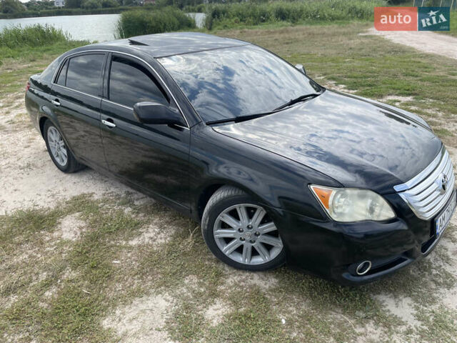 Черный Тойота Авалон, объемом двигателя 3.5 л и пробегом 248 тыс. км за 8900 $, фото 1 на Automoto.ua