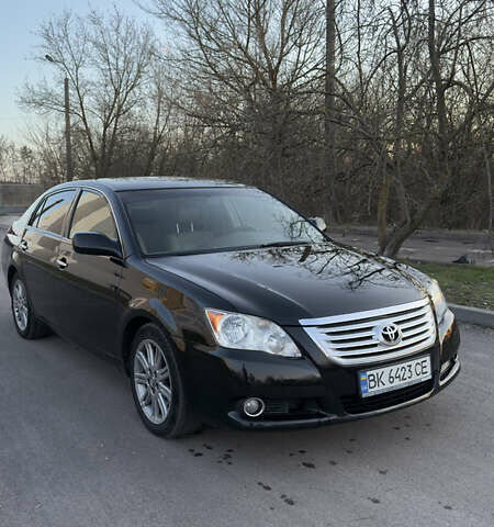 Черный Тойота Авалон, объемом двигателя 3.5 л и пробегом 280 тыс. км за 8700 $, фото 2 на Automoto.ua