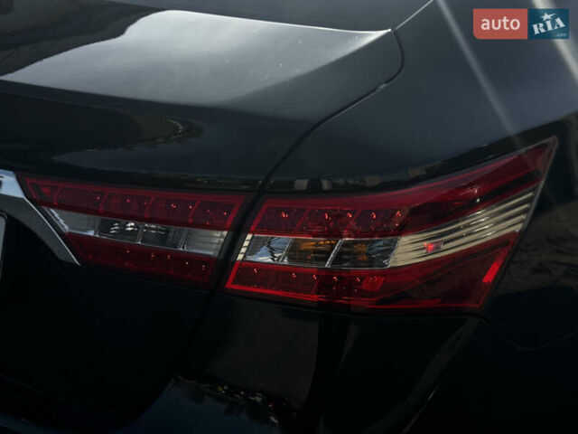 Чорний Тойота Авалон, об'ємом двигуна 3.5 л та пробігом 181 тис. км за 15900 $, фото 13 на Automoto.ua