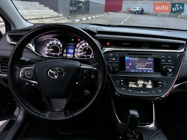 Черный Тойота Авалон, объемом двигателя 3.5 л и пробегом 163 тыс. км за 17000 $, фото 5 на Automoto.ua