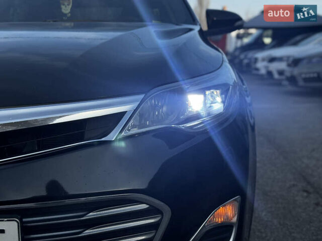 Чорний Тойота Авалон, об'ємом двигуна 3.5 л та пробігом 181 тис. км за 15900 $, фото 9 на Automoto.ua