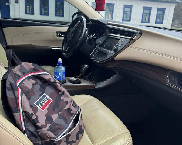 Чорний Тойота Авалон, об'ємом двигуна 3.5 л та пробігом 167 тис. км за 12000 $, фото 2 на Automoto.ua