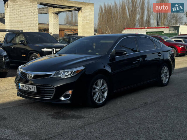 Чорний Тойота Авалон, об'ємом двигуна 3.5 л та пробігом 181 тис. км за 15900 $, фото 2 на Automoto.ua
