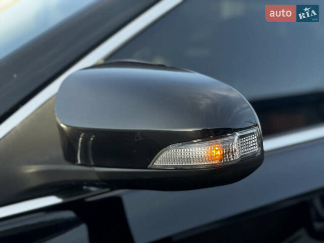 Чорний Тойота Авалон, об'ємом двигуна 3.5 л та пробігом 181 тис. км за 15900 $, фото 19 на Automoto.ua
