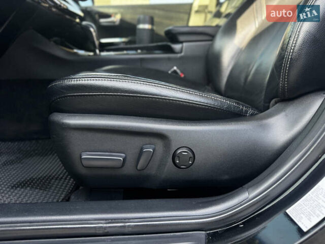 Чорний Тойота Авалон, об'ємом двигуна 3.5 л та пробігом 181 тис. км за 15900 $, фото 24 на Automoto.ua