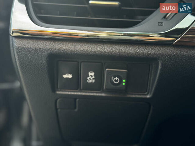 Чорний Тойота Авалон, об'ємом двигуна 3.5 л та пробігом 181 тис. км за 15900 $, фото 28 на Automoto.ua