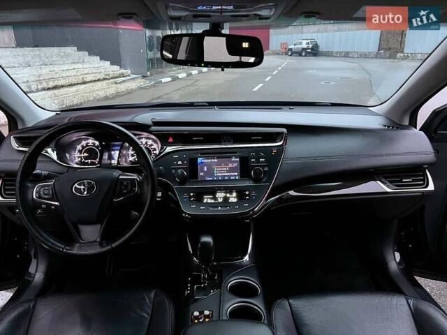 Черный Тойота Авалон, объемом двигателя 3.5 л и пробегом 163 тыс. км за 17000 $, фото 4 на Automoto.ua