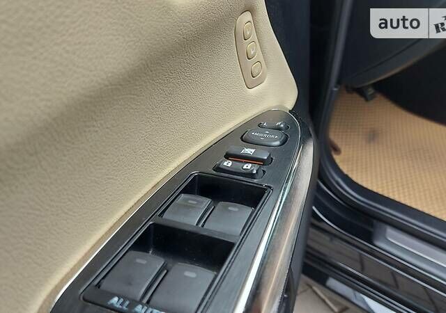 Черный Тойота Авалон, объемом двигателя 3.5 л и пробегом 182 тыс. км за 17000 $, фото 37 на Automoto.ua