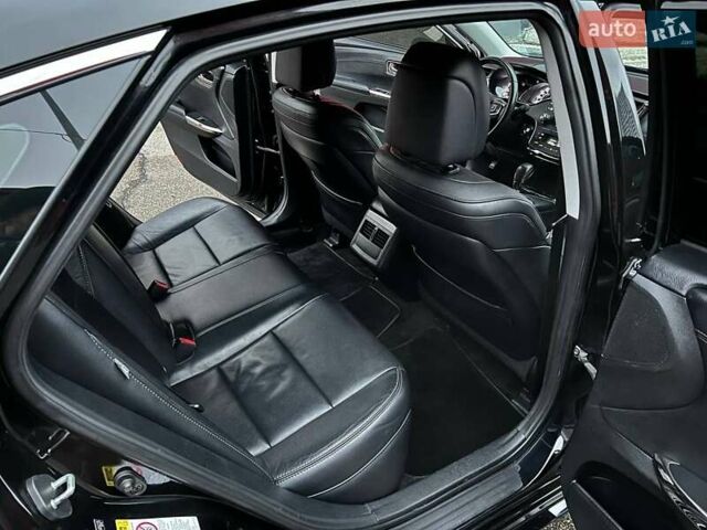 Черный Тойота Авалон, объемом двигателя 3.5 л и пробегом 163 тыс. км за 17000 $, фото 3 на Automoto.ua