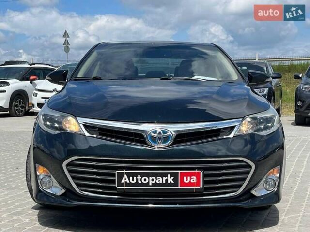 Черный Тойота Авалон, объемом двигателя 2.5 л и пробегом 119 тыс. км за 16790 $, фото 1 на Automoto.ua
