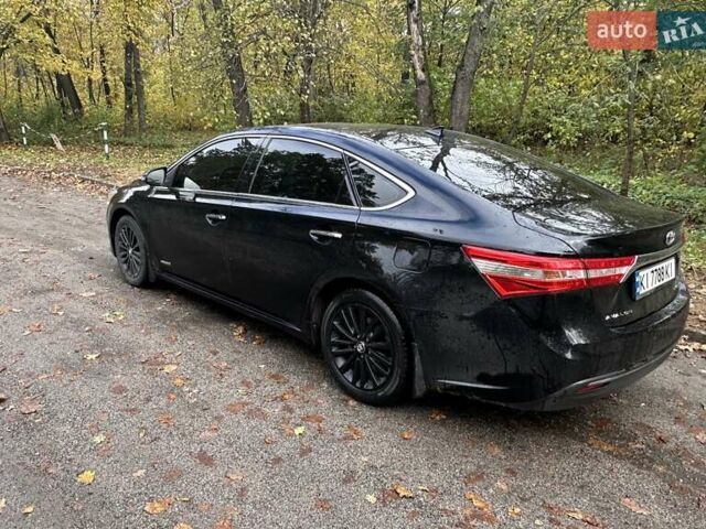 Черный Тойота Авалон, объемом двигателя 2.5 л и пробегом 196 тыс. км за 15800 $, фото 1 на Automoto.ua