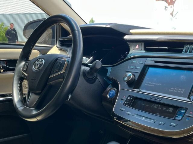 Чорний Тойота Авалон, об'ємом двигуна 2.5 л та пробігом 119 тис. км за 18290 $, фото 11 на Automoto.ua