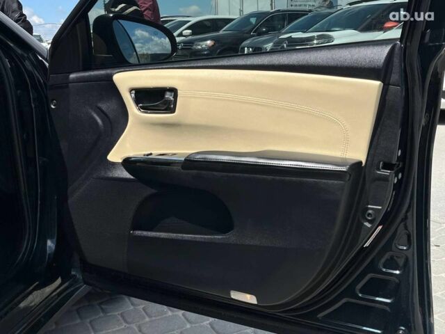 Чорний Тойота Авалон, об'ємом двигуна 2.5 л та пробігом 119 тис. км за 18290 $, фото 10 на Automoto.ua