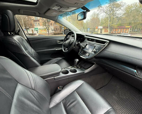 Черный Тойота Авалон, объемом двигателя 3.46 л и пробегом 144 тыс. км за 16499 $, фото 19 на Automoto.ua