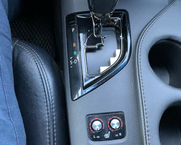 Черный Тойота Авалон, объемом двигателя 3.5 л и пробегом 99 тыс. км за 19000 $, фото 17 на Automoto.ua