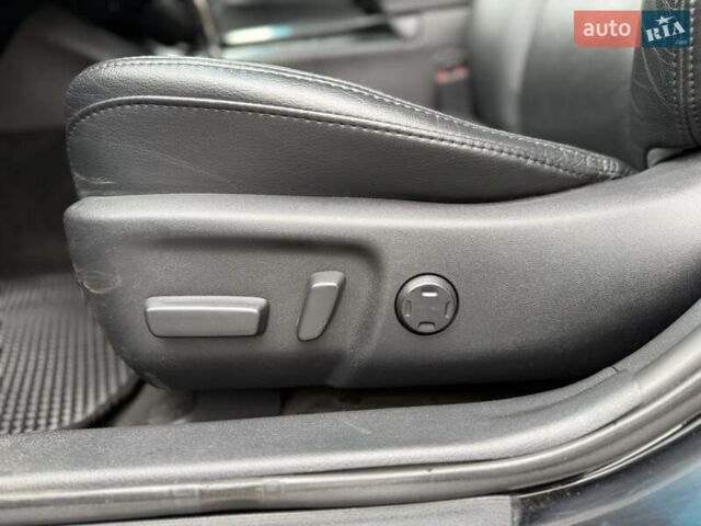 Черный Тойота Авалон, объемом двигателя 3.46 л и пробегом 144 тыс. км за 16499 $, фото 14 на Automoto.ua