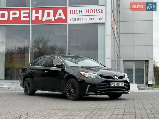 Черный Тойота Авалон, объемом двигателя 3.46 л и пробегом 144 тыс. км за 16499 $, фото 3 на Automoto.ua