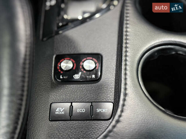 Черный Тойота Авалон, объемом двигателя 2.5 л и пробегом 148 тыс. км за 18999 $, фото 42 на Automoto.ua