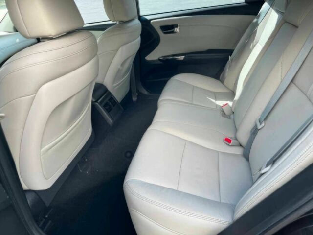 Черный Тойота Авалон, объемом двигателя 3.5 л и пробегом 73 тыс. км за 13000 $, фото 11 на Automoto.ua