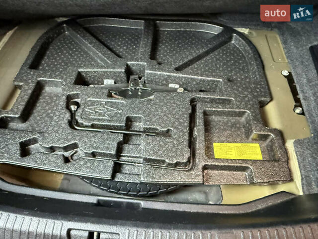 Черный Тойота Авалон, объемом двигателя 2.5 л и пробегом 148 тыс. км за 18999 $, фото 36 на Automoto.ua