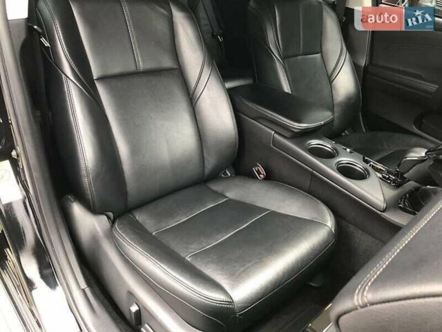 Черный Тойота Авалон, объемом двигателя 2.5 л и пробегом 110 тыс. км за 21000 $, фото 8 на Automoto.ua