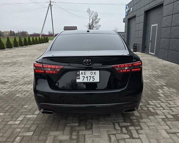 Черный Тойота Авалон, объемом двигателя 3.46 л и пробегом 155 тыс. км за 20400 $, фото 4 на Automoto.ua