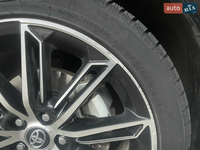 Чорний Тойота Авалон, об'ємом двигуна 3.46 л та пробігом 65 тис. км за 31999 $, фото 17 на Automoto.ua