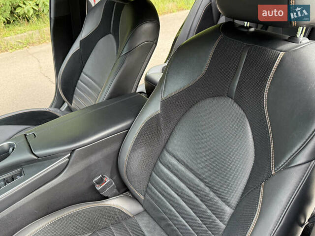 Черный Тойота Авалон, объемом двигателя 3.5 л и пробегом 99 тыс. км за 29950 $, фото 26 на Automoto.ua