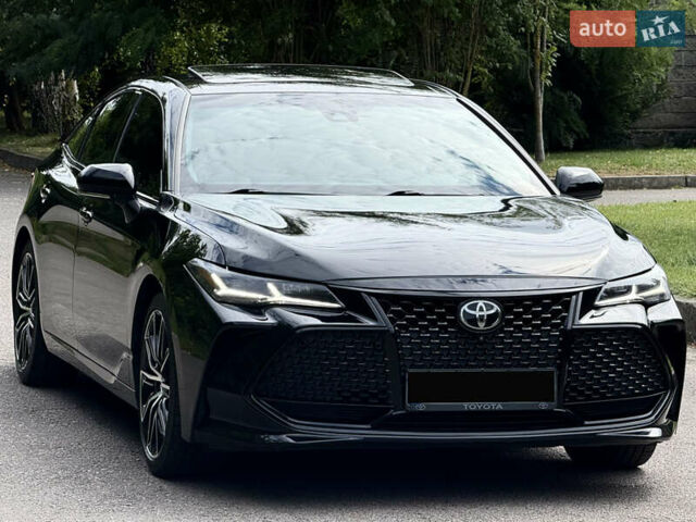 Черный Тойота Авалон, объемом двигателя 3.5 л и пробегом 99 тыс. км за 29950 $, фото 2 на Automoto.ua