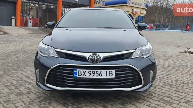 Черный Тойота Авалон, объемом двигателя 3.5 л и пробегом 96 тыс. км за 20800 $, фото 10 на Automoto.ua